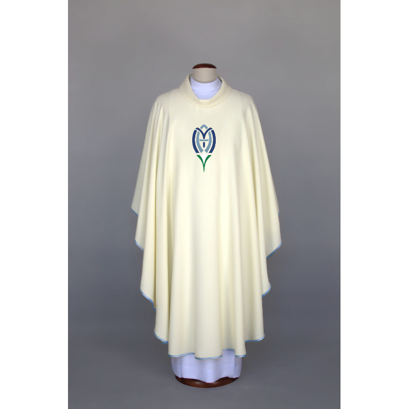 Marian chasuble embroidered - ecru (24)