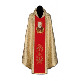 Chasuble with the image of St. Padre Pio (2)