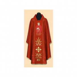 Chasuble with the image of Fr. Jerzy Popieluszko (3)
