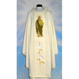 Embroidered chasuble with an image of St. Joseph (5)
