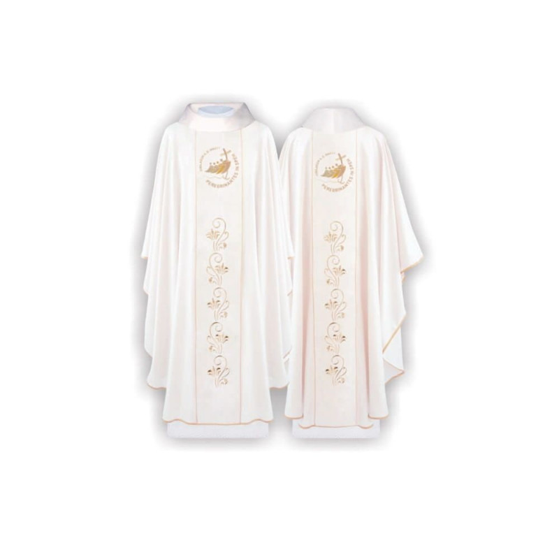 Embroidered chasuble, Jubilee 2025 - Peregrinantes in Spem, Latin inscription (6)