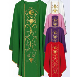 Chasuble with computer-embroidered belt (632)