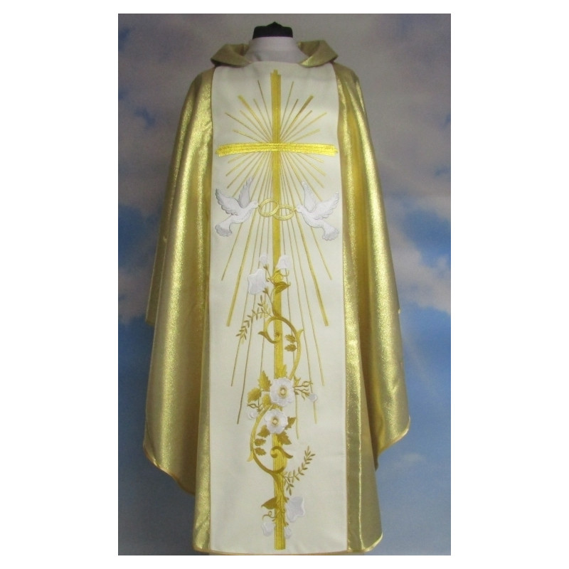 Wedding chasuble with a wide golden belt