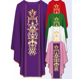 Chasuble with computer-embroidered belt (645)