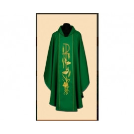 Richly embroidered chasuble (95A)