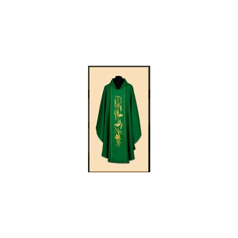 Richly embroidered chasuble (95A)