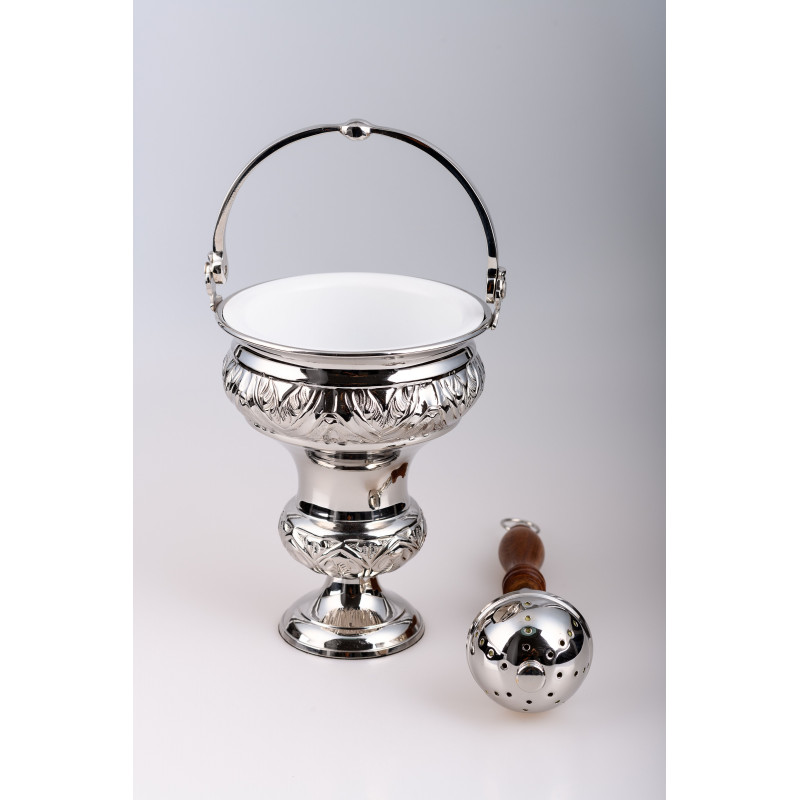 Holy water pot, brass + sprinkler (silver)
