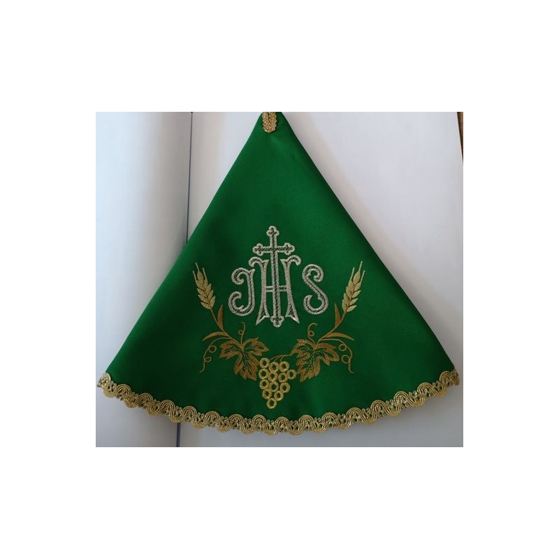 Embroidered ciborium veil (13)