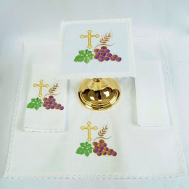 Chalice Linen Sets - "IHS and grapes" (47)