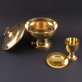 A set of chalice, ciborium and paten (73)