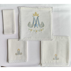 Marian Chalice linen set with cotton lace (2)