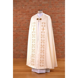 Embroidered ecru cope (61)