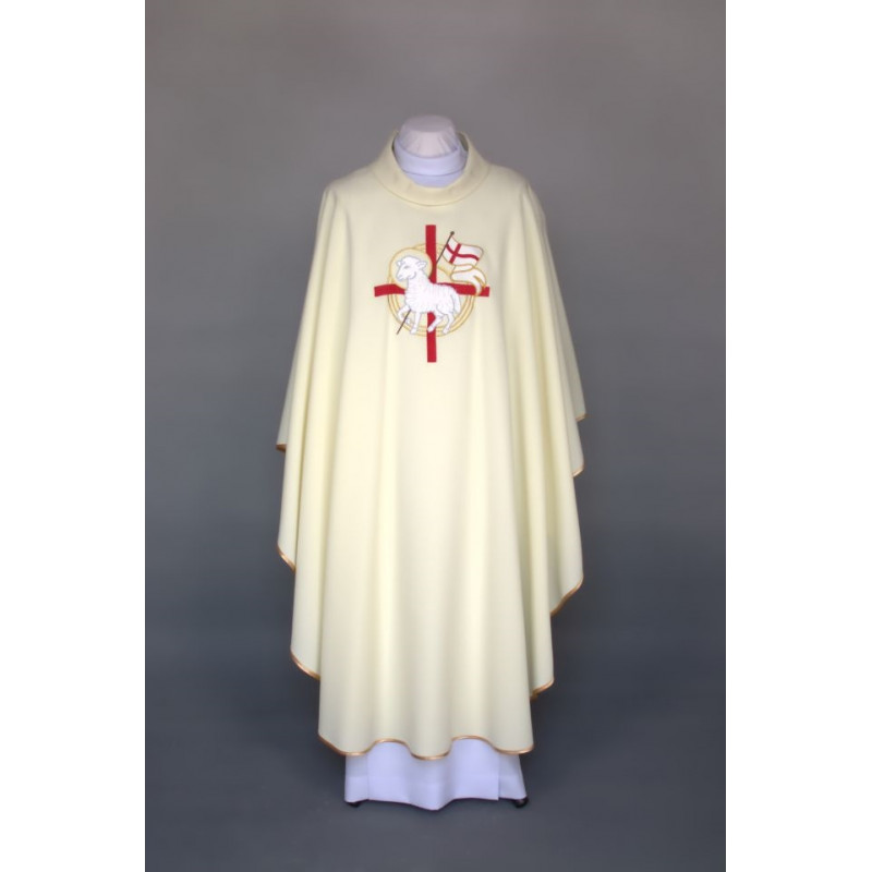 Embroidered chasuble Lamb of God (A5) - Best Catholic Shop