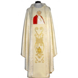 Chasuble with the image Of John paul iI – cream rosette fabric