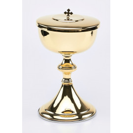 Ciborium gilded with hosts, for concelebration (2)