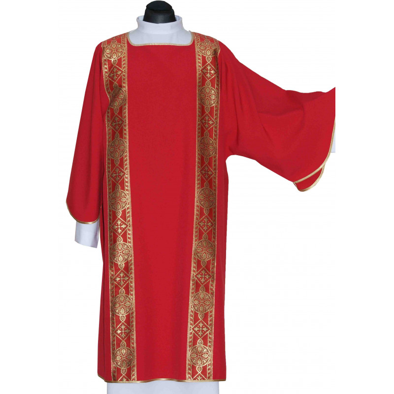 Red dalmatics - Best Catholic Shop