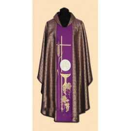 Purple chasuble + gold ornament (54A)