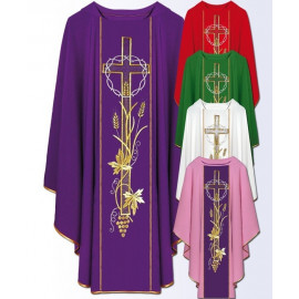 Chasuble with computer-embroidered belt (637)