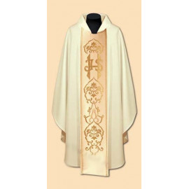Embroidered chasuble (15A)