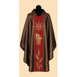 Embroidered chasuble (49A)