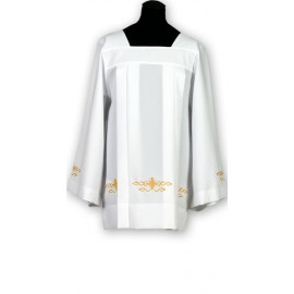 Surplice embroidered georgette