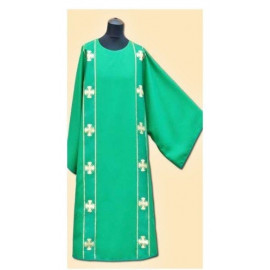 Green dalmatics + stole (two lanes)