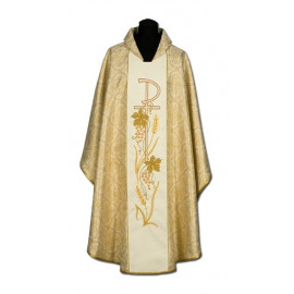 Gold, embroidered chasuble (018)