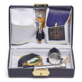 Burse with patient equipment (3)