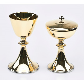 Chalice set + ciborium (55)